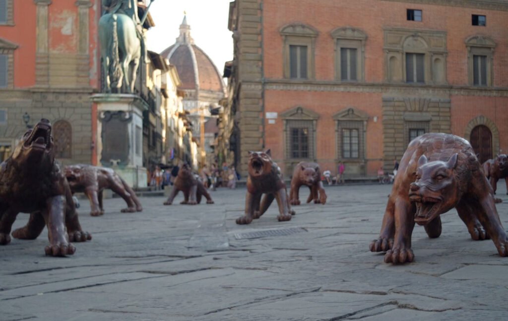 Liu Ruowang Piazza Annunziata