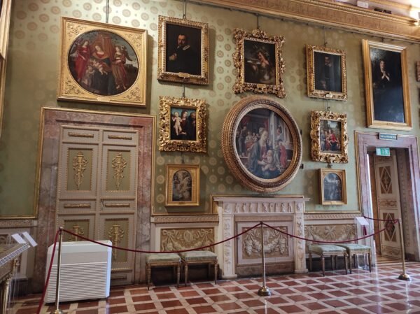 Palazzo Pitti: Galeria Palatina - Image 6