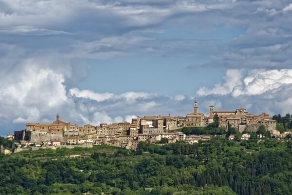 Experiências Imperdíveis em Pienza e Montepulciano - Image 3