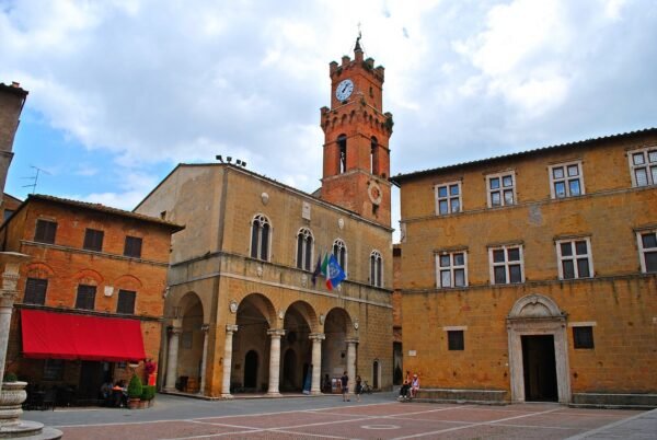 Experiências Imperdíveis em Pienza e Montepulciano - Image 6